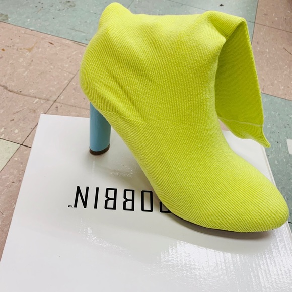 🔥🎉cape robbin womens dneuce mid -1 mad calf boot - Picture 2 of 3